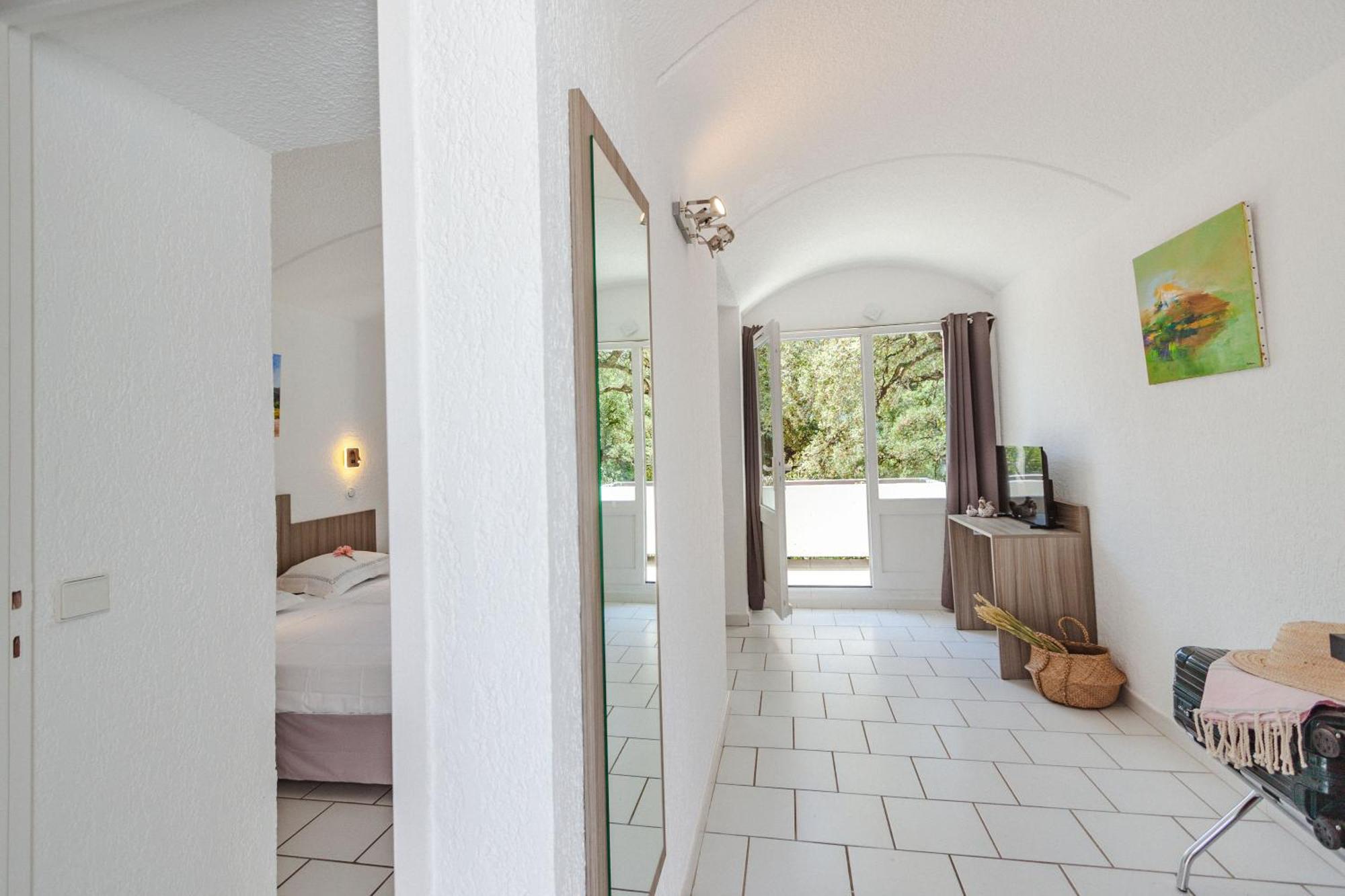 Capsud, La Garde-Freinet Apartment Exterior photo
